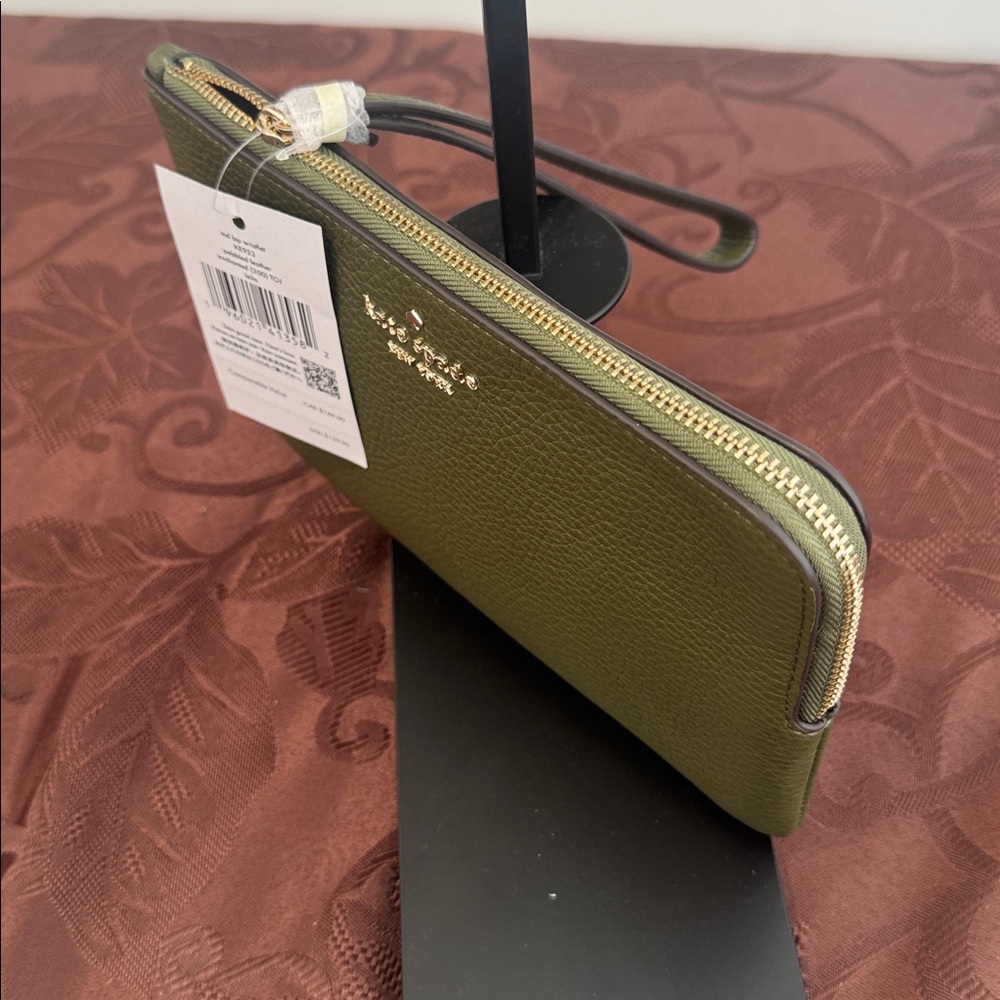 ♠️Kate spade Medium Pouch - Picture 10 of 13